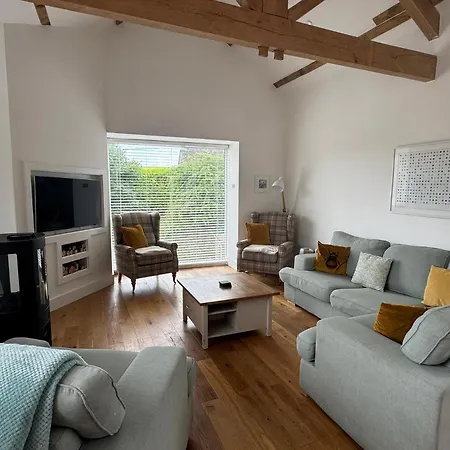 Old Orchard Barn * Saltash